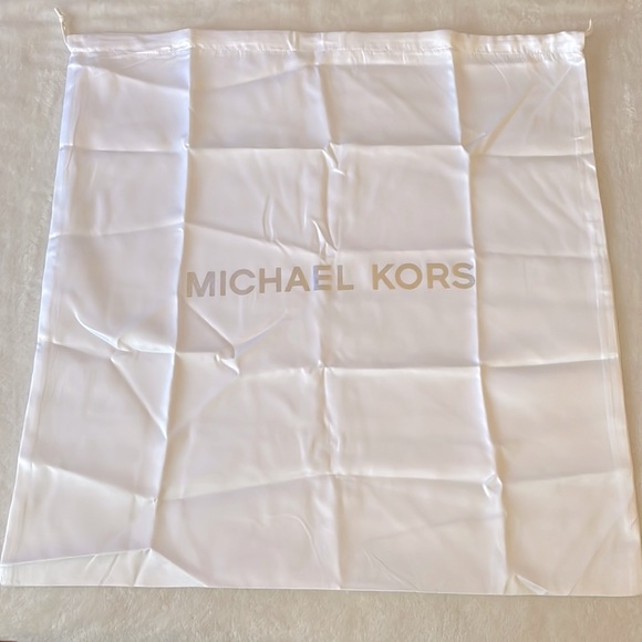 New Michael Kors Large Storage/Dust Bag White & Silver Lettering - Picture 2 of 8